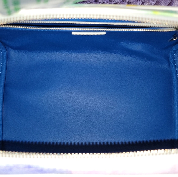 Louis Vuitton Toiletry Watercolor Cosmetic Bag Giant Flower Monogram Vir… - Picture 14 of 17